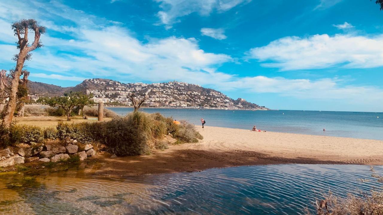 La Baie De Rose Roses